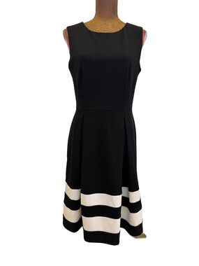 Calvin Klein Black & White Sleeveless Fit & Flare Dress - Size 8